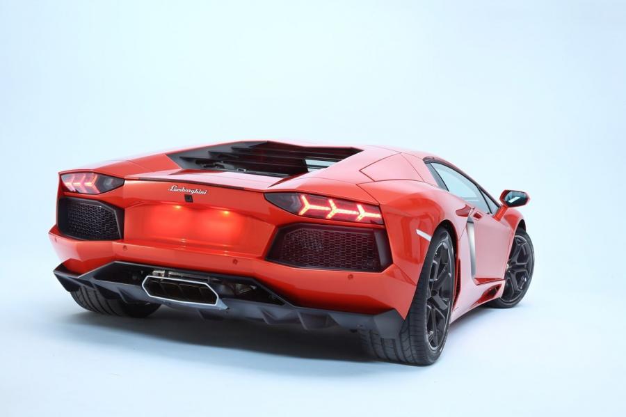  Lamborghini Aventador LP700-4 2011 года  (фото 204 из 204)